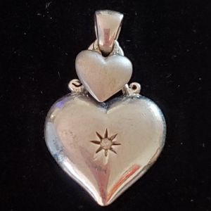 Designer HOT DIAMONDS Sterling Silver 925 Necklace Pendant 2 Hearts HD/C Genuine